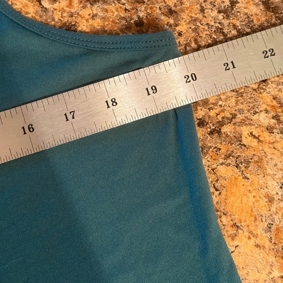 NWOT Womens Sleeveless Cami Tank Top Dark Green Size 2XL Stretch Wide Bands - Picture 6 of 10